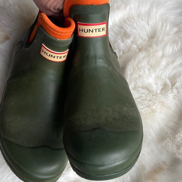 Hunter Women’s Olive and Orange Rain Boots - Picture 8 of 10